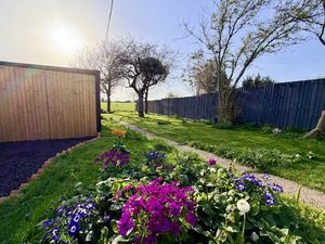 Photo 11- click for photo gallery